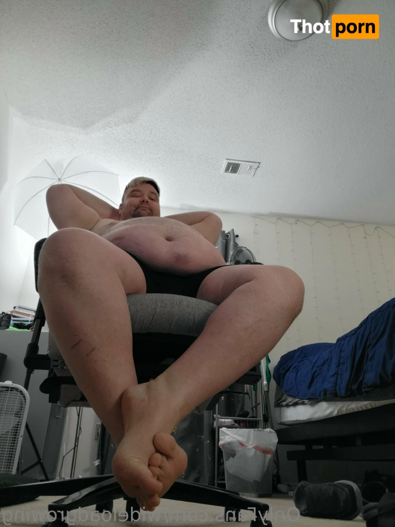 Wideloadgrowing 12912815