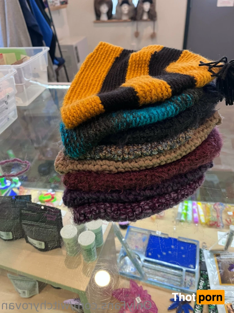 WitchyRovan 12856607