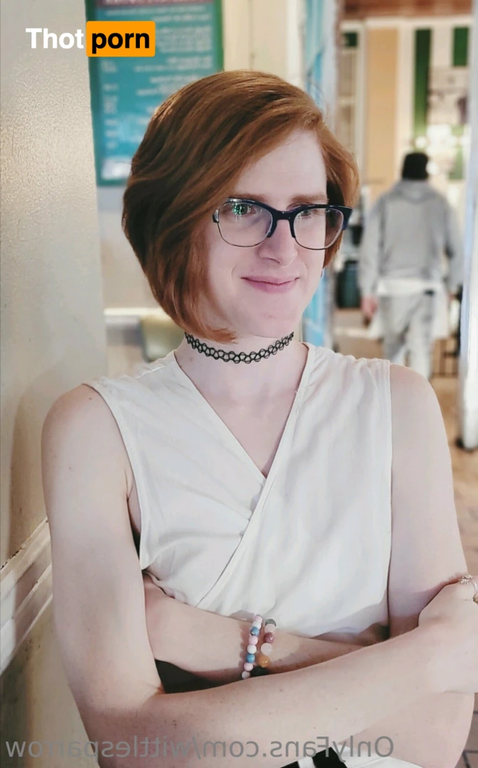 Little Sparrow 12856273