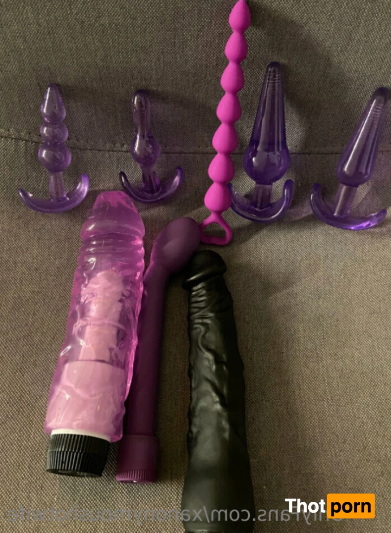 Xanonymoushotwife 12662677