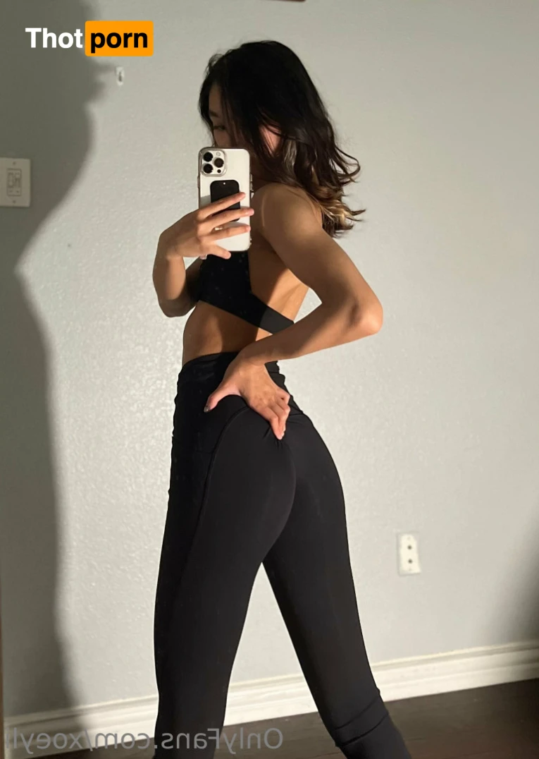 Xoey Li 🖤 12362524