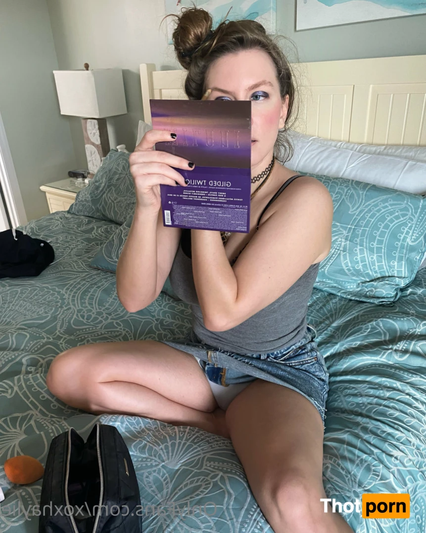 💫  Haylie Blade 12356491