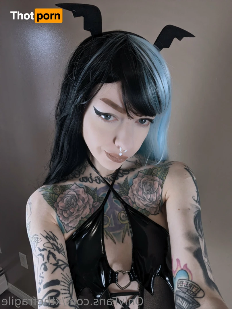 🤍thefragile🤍 12328435