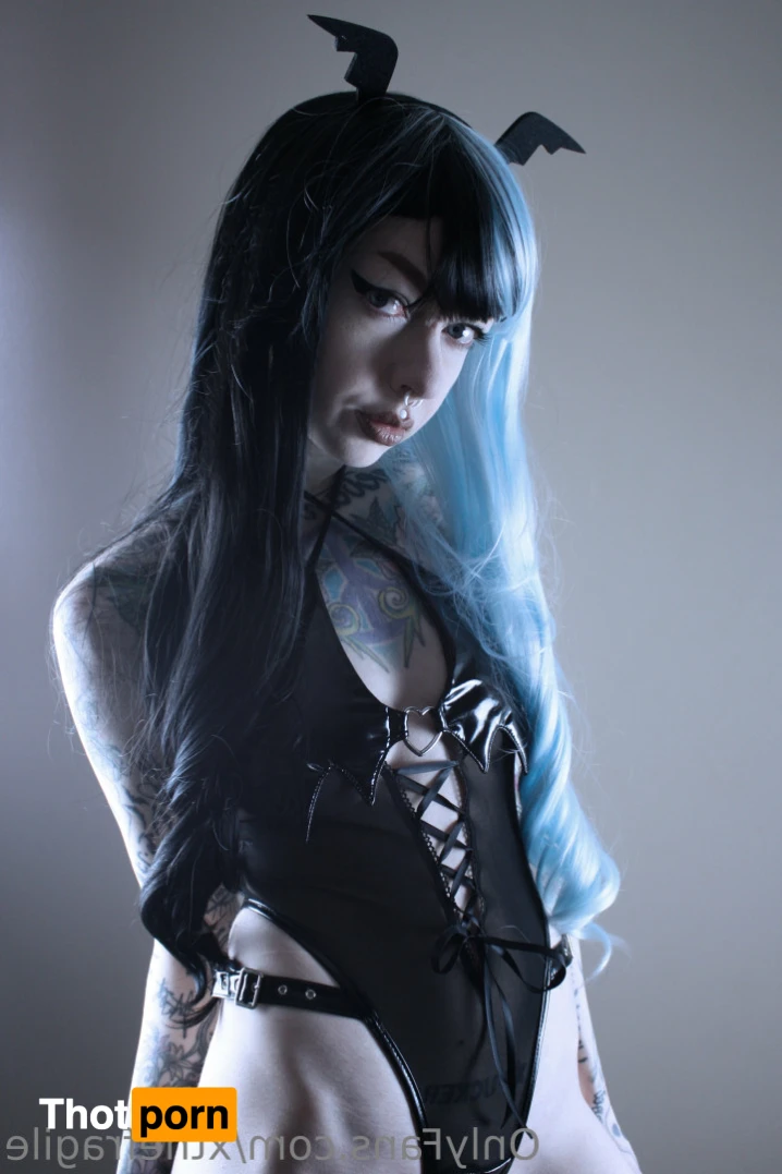 🤍thefragile🤍 12328465