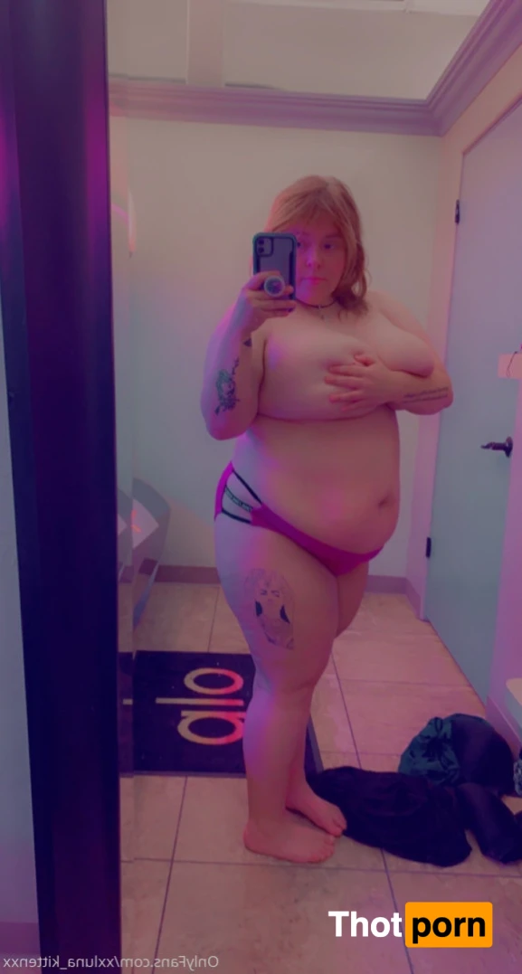 Leila Kitten 12196785