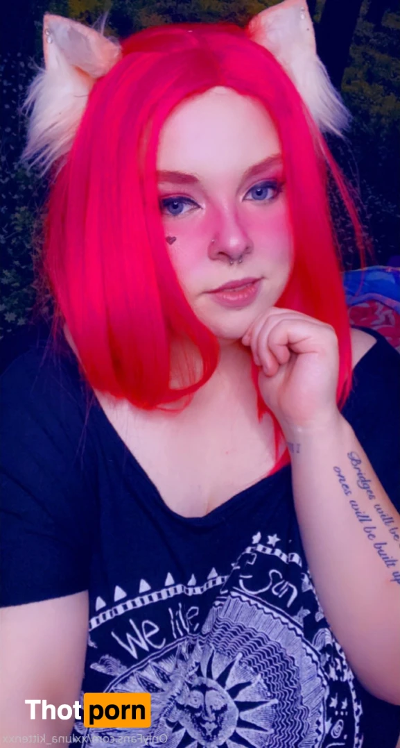 Leila Kitten 12197823