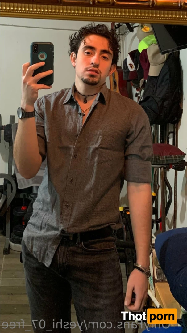 Yeshi_07_free 12152257