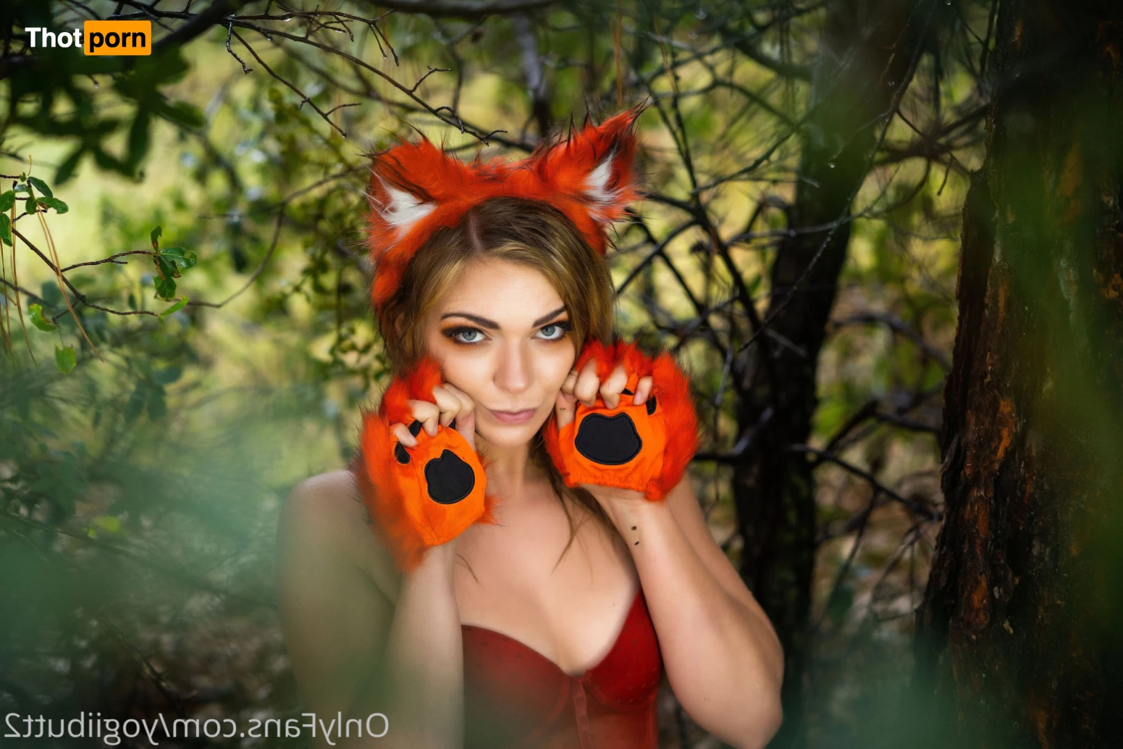 Yogiibutt-FREE 12087895