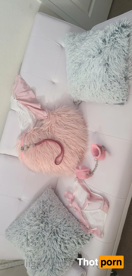 Yogiibutt-FREE 12088094