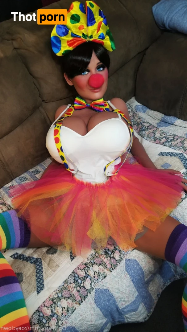 Zoey Clown 11472190