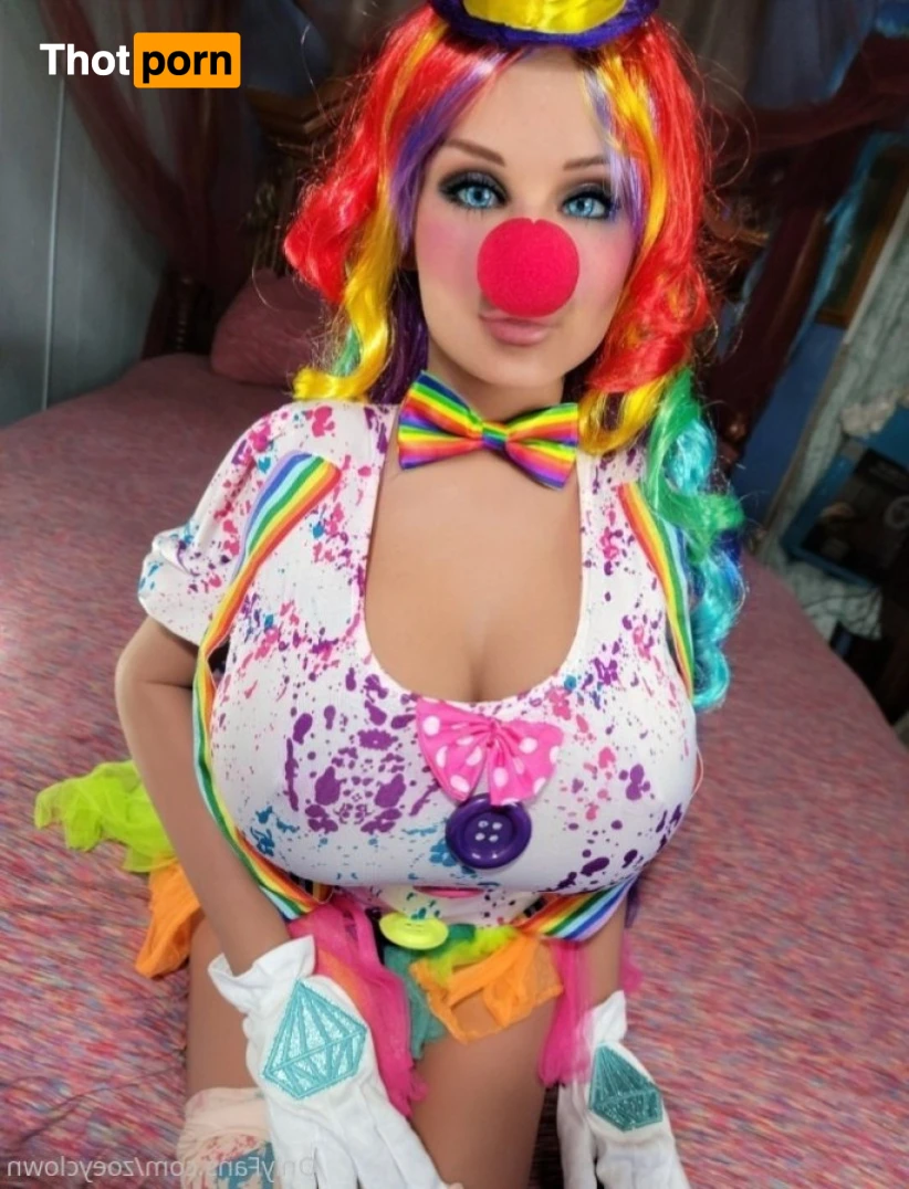 Zoey Clown 11472907