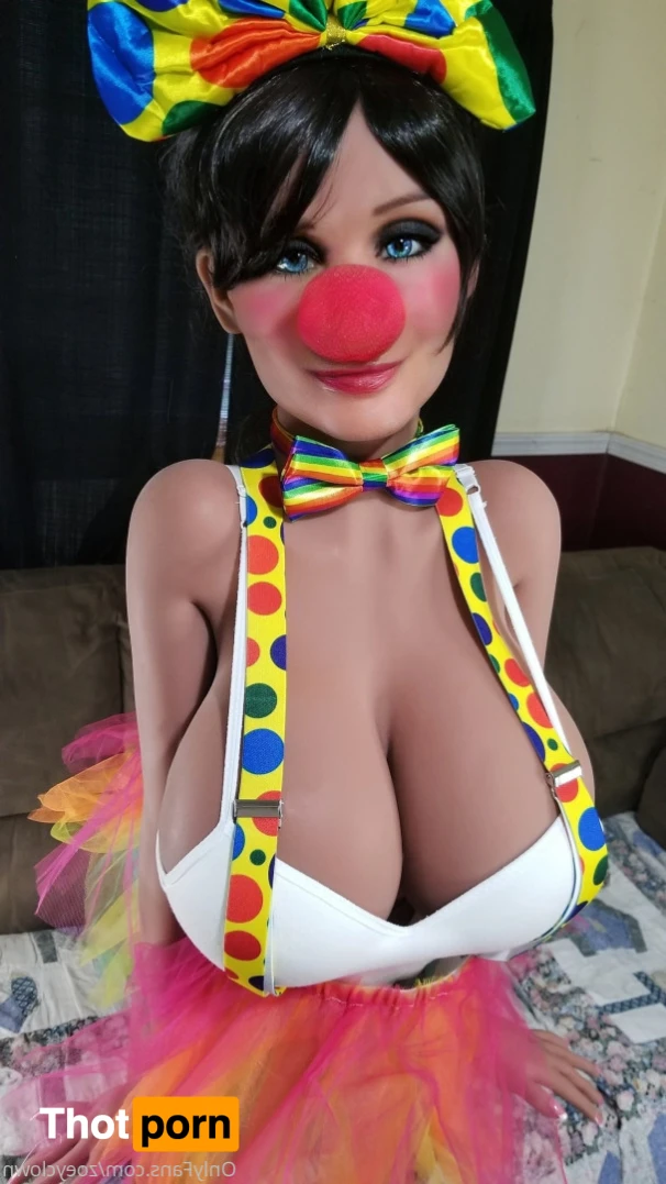 Zoey Clown 11473262