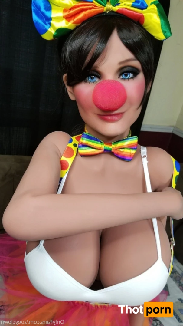 Zoey Clown 11473308