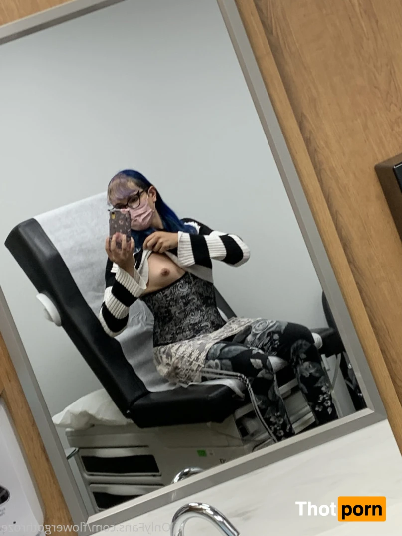 flowergothroze 13272309