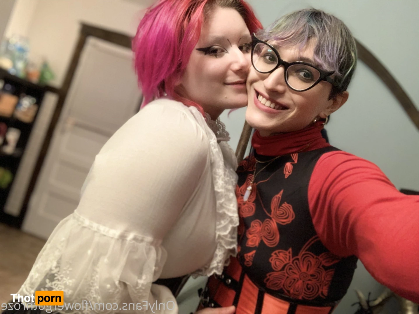 flowergothroze 13273285