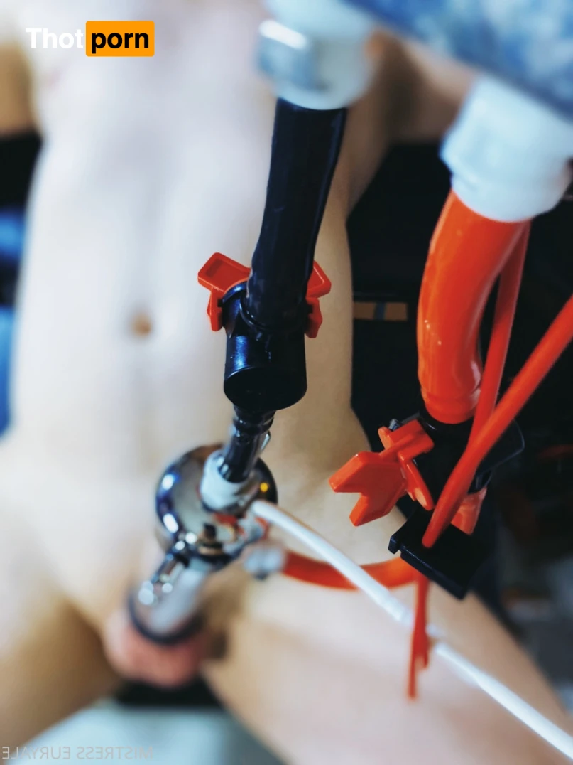 Mistress Elis Euryale 14505065