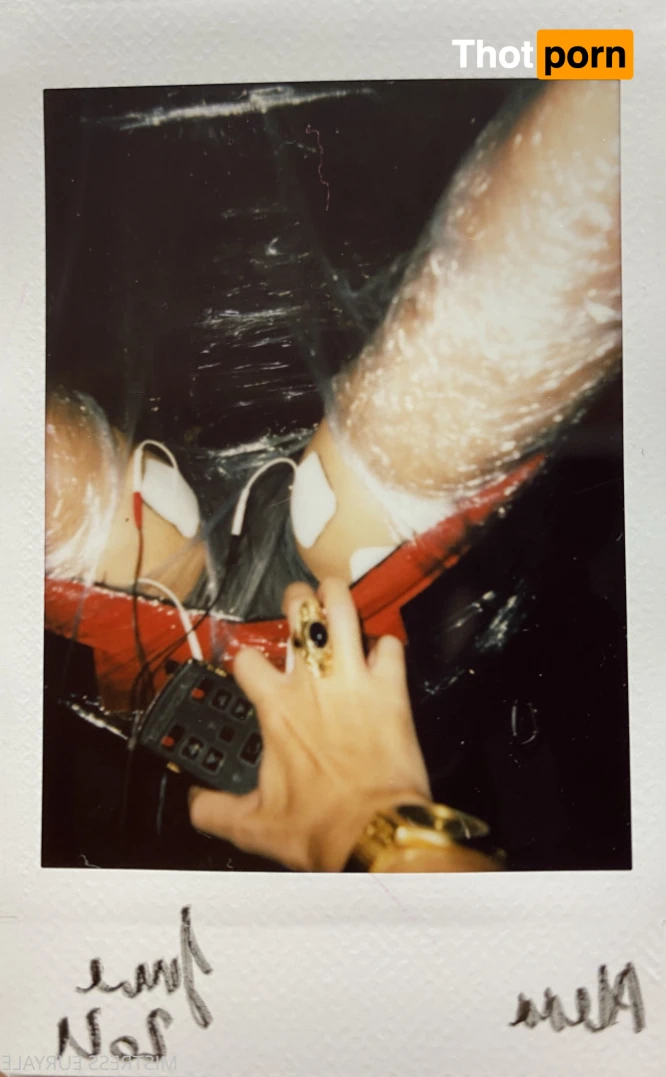 Mistress Elis Euryale 14505276