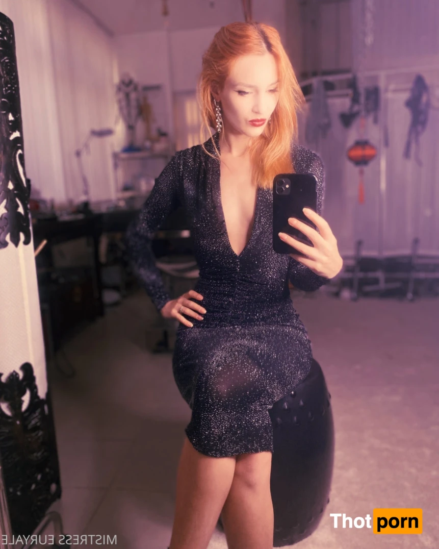 Mistress Elis Euryale 14505600