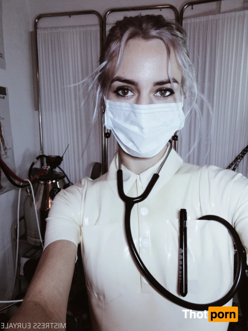 Mistress Elis Euryale 14505772