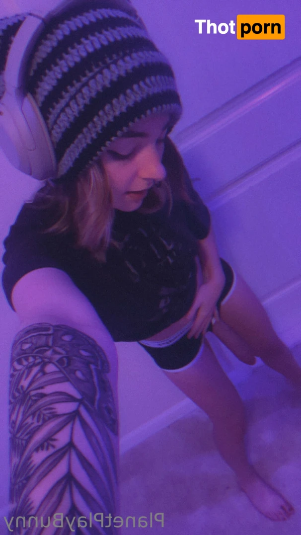 🌲⚠️ 🍂 Bunny Boy 🍂 ⚠️🌲  HE/THEY 16314427