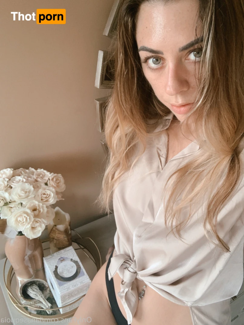 Lana Sequoia ♡ 15474805