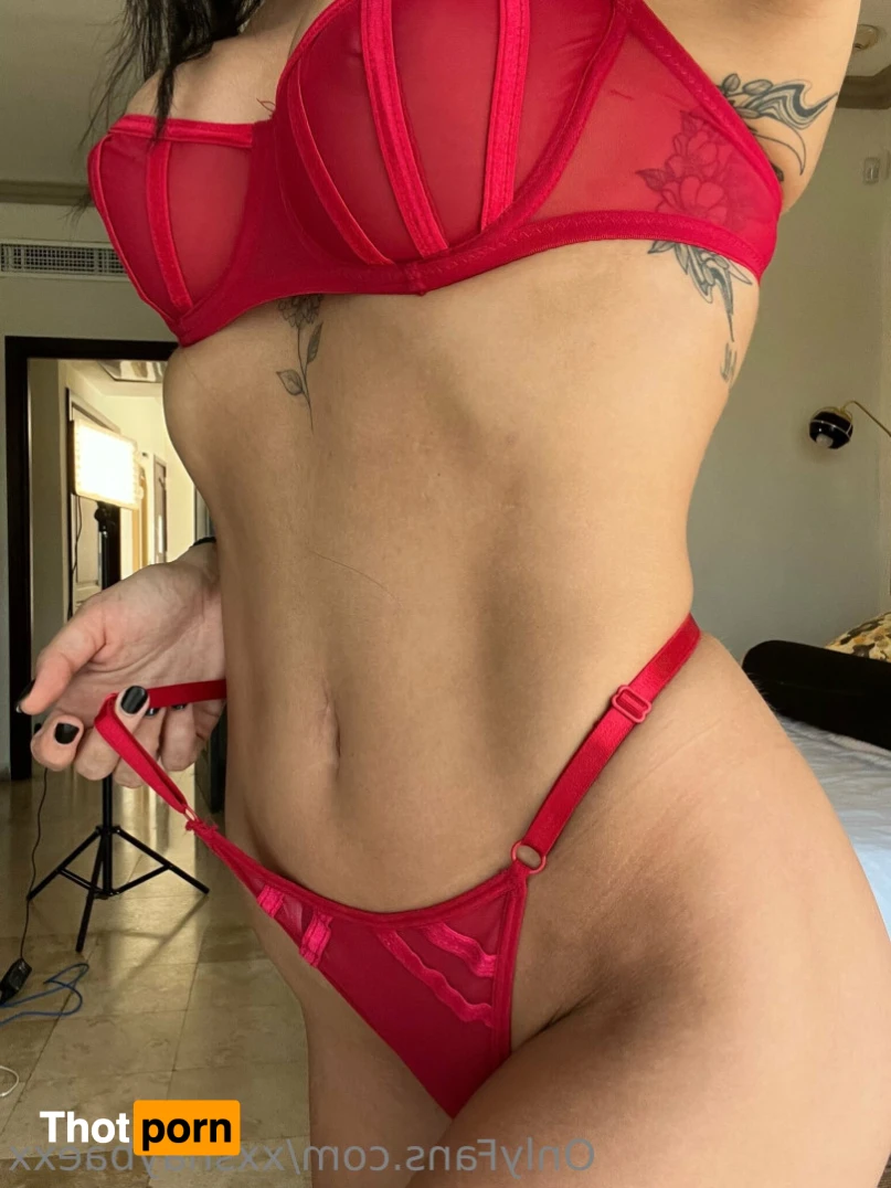 Shay 🖤🪽 13817513