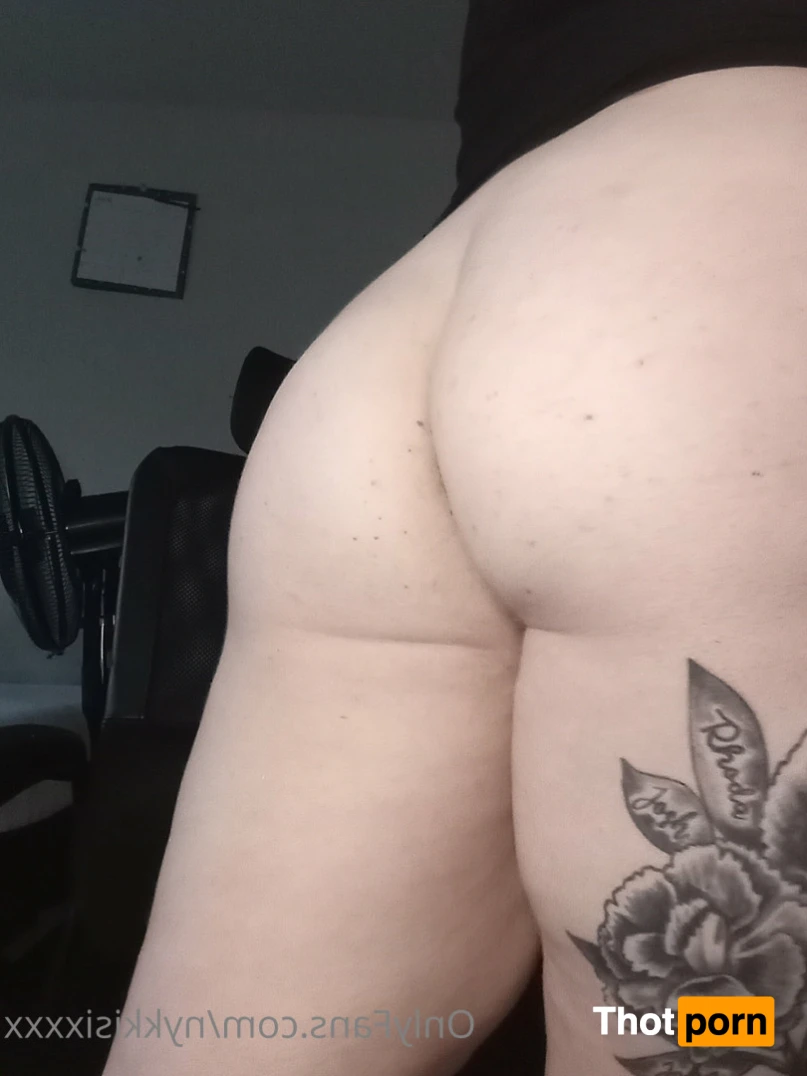 NykkiSixxxx 14890771