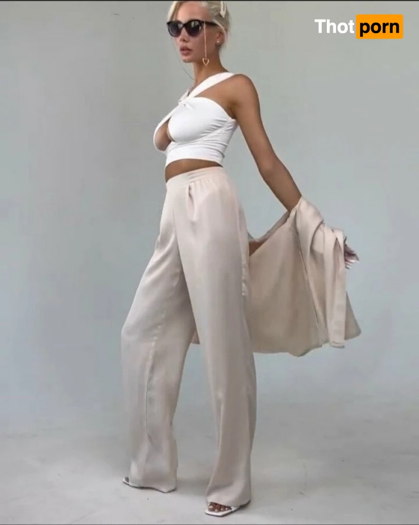 The BEST Erotic Photographer 🤤 1490826