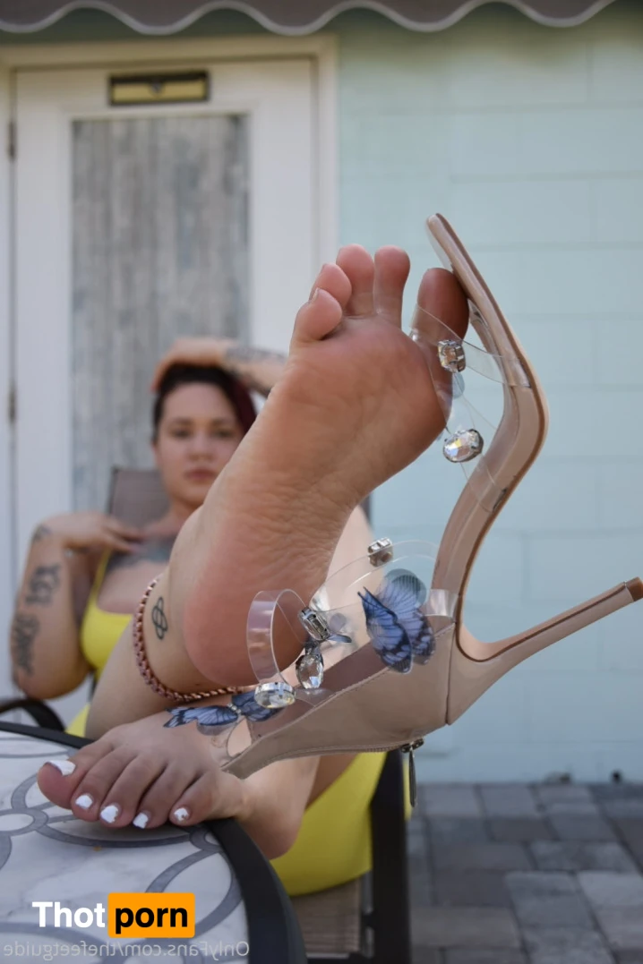 TheFeetGuide 15848520