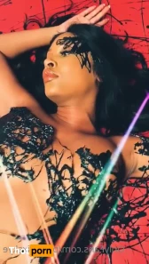 1713571