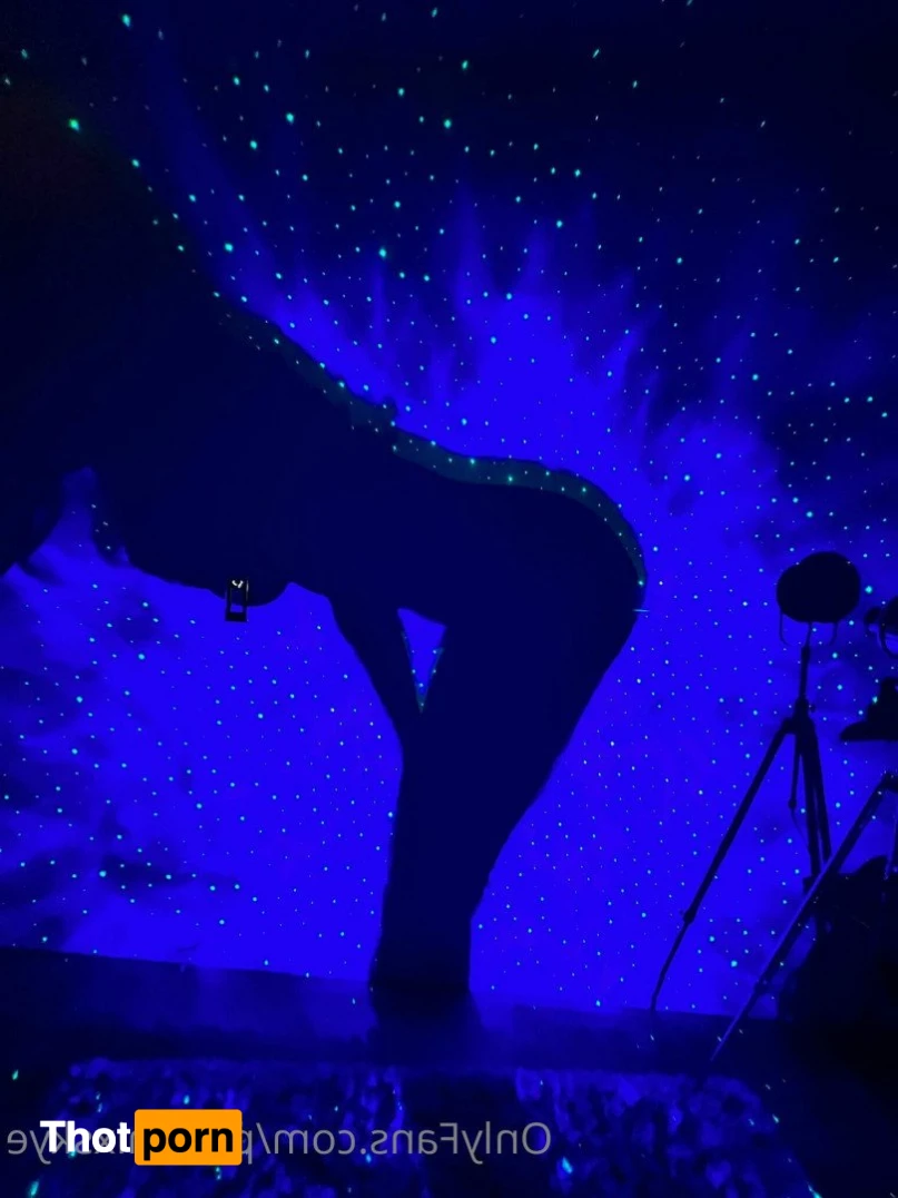 phoenix skye 4356303