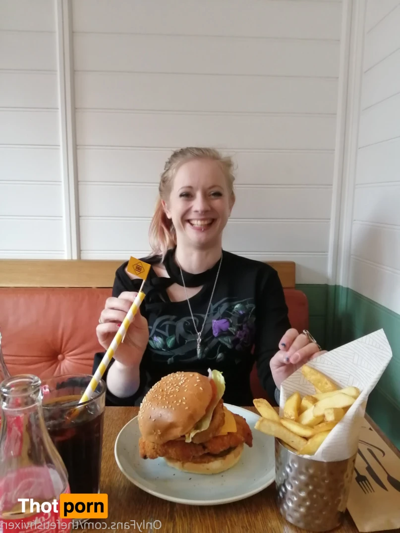 fetishvixenfatal 13722057