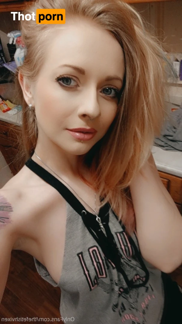 fetishvixenfatal 13722689