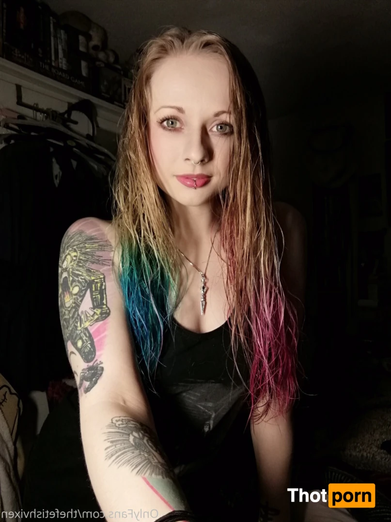 fetishvixenfatal 13722914