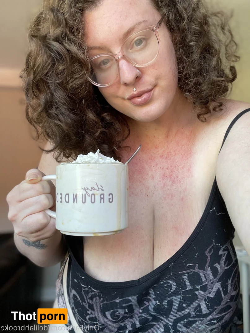 DelilahBrooke 15435374