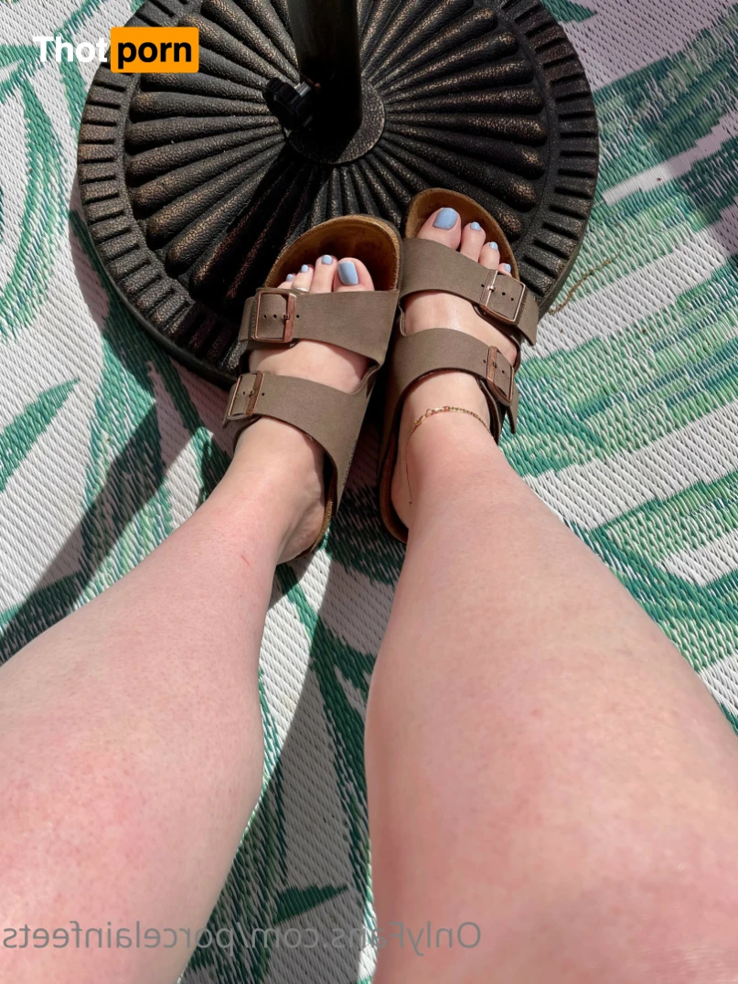 Porcelain Goddess 12927590