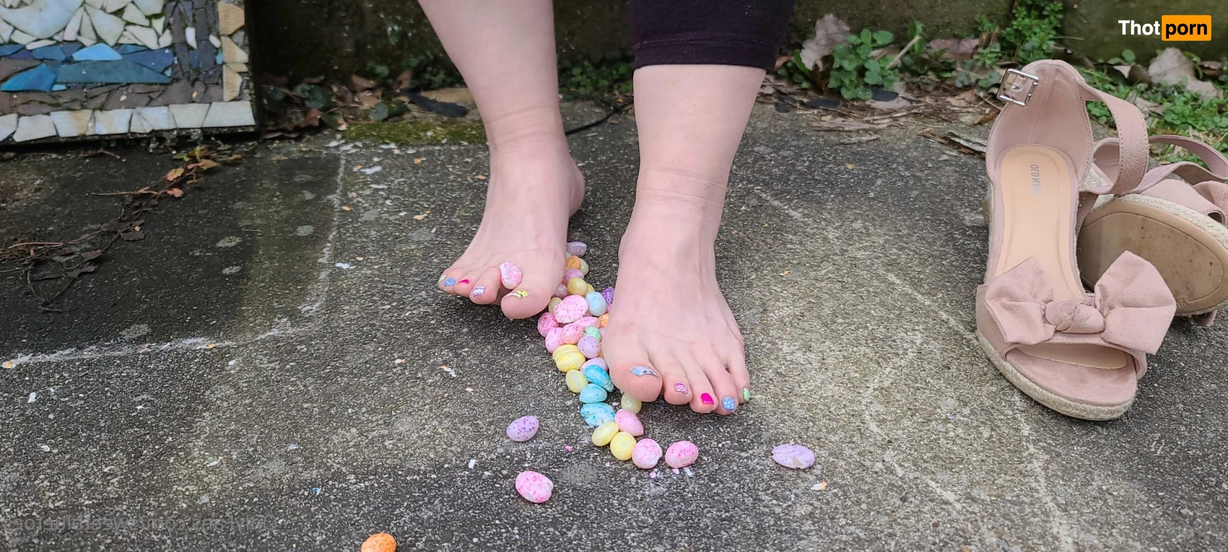 Sweetbluetoes 16343495