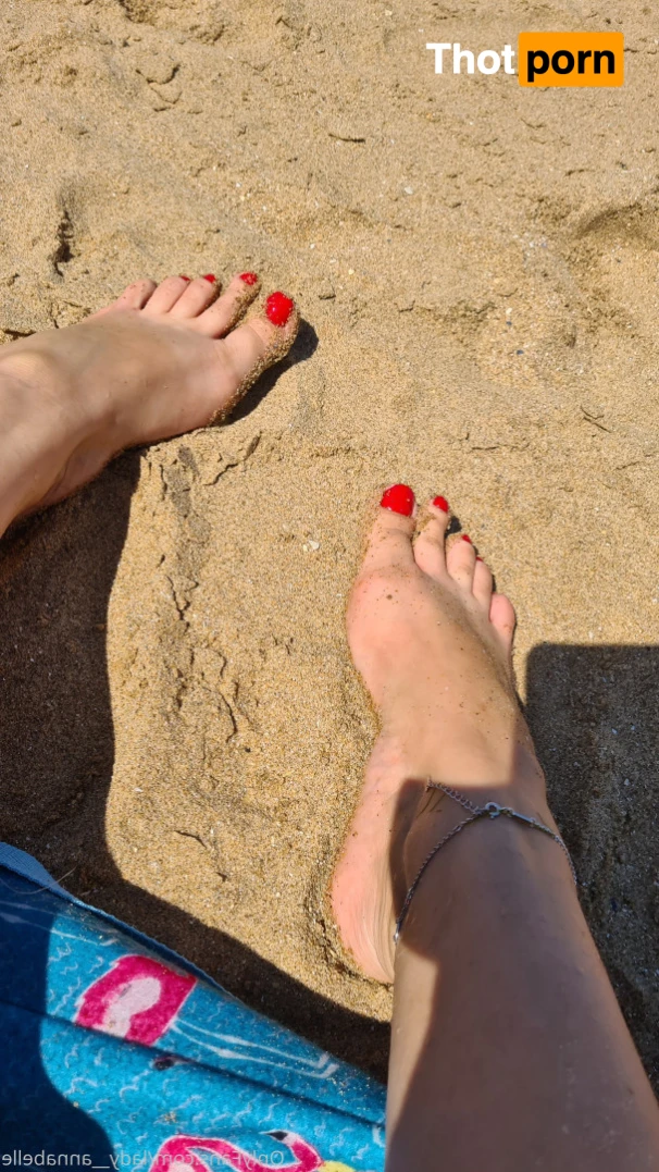 Lady Annabelle 14433230