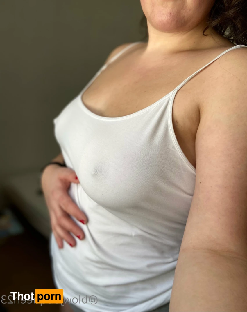 BJ Queen 🤍 13486538