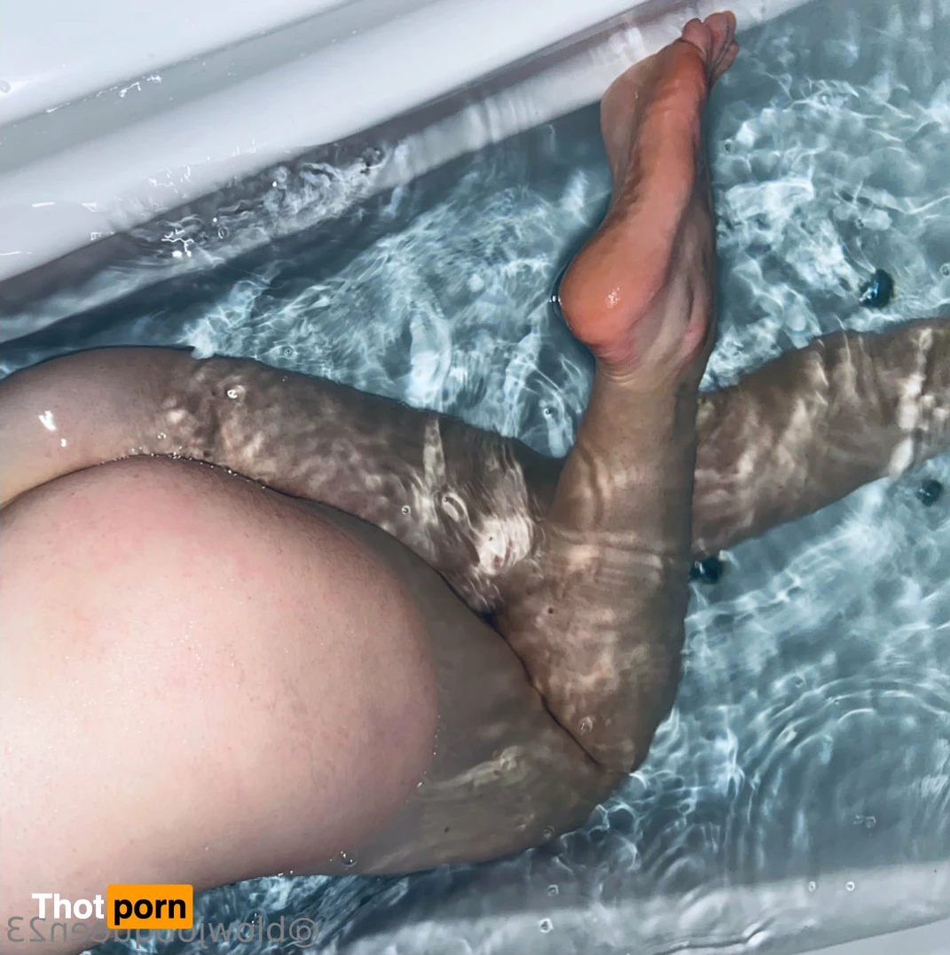 BJ Queen 🤍 13488287