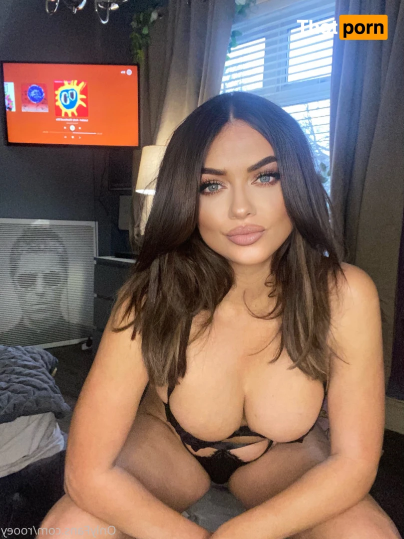 Rooeylingus / Miss Roo Oxley 12631541