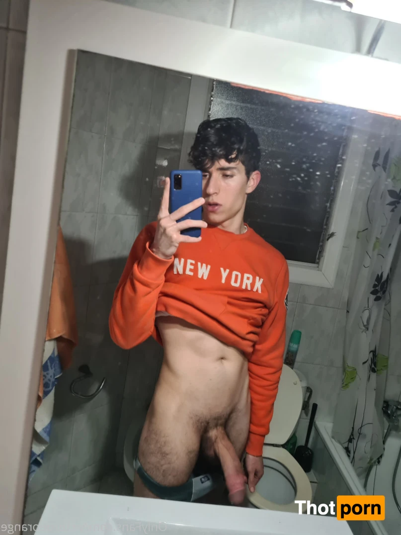 Victor de Orange 🧡 15754651