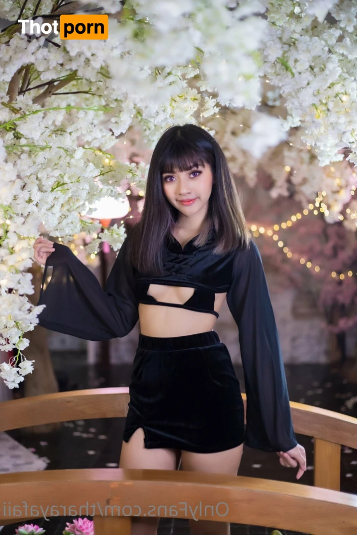 Tharaya Phumiwat 15958897