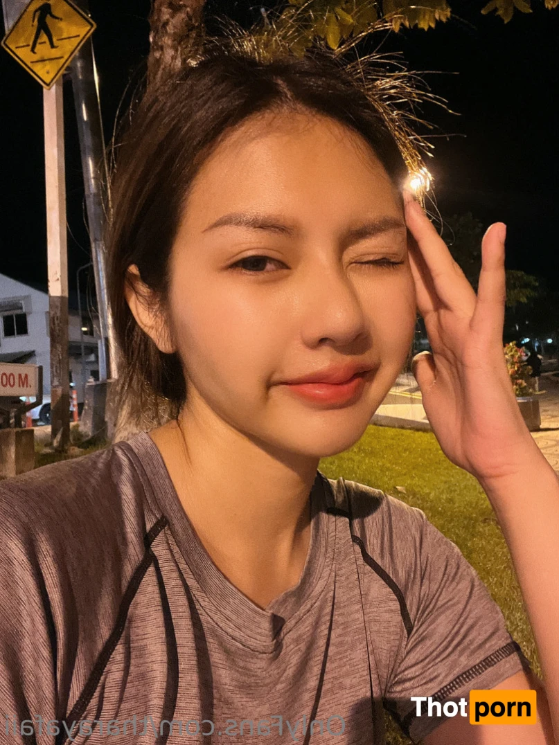 Tharaya Phumiwat 15959588