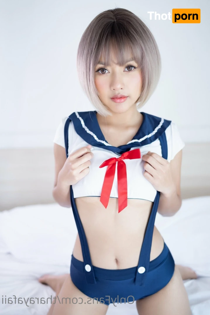 Tharaya Phumiwat 15959844