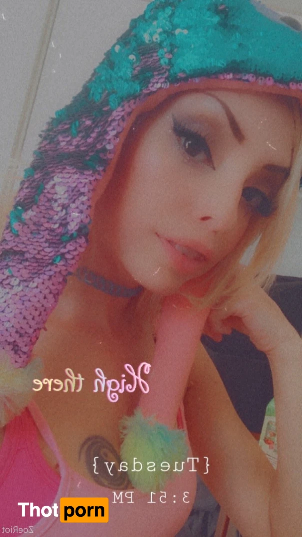 💗Zoe Riot💗 15256457