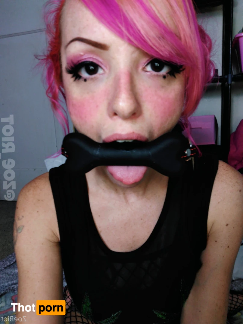 💗Zoe Riot💗 15256534