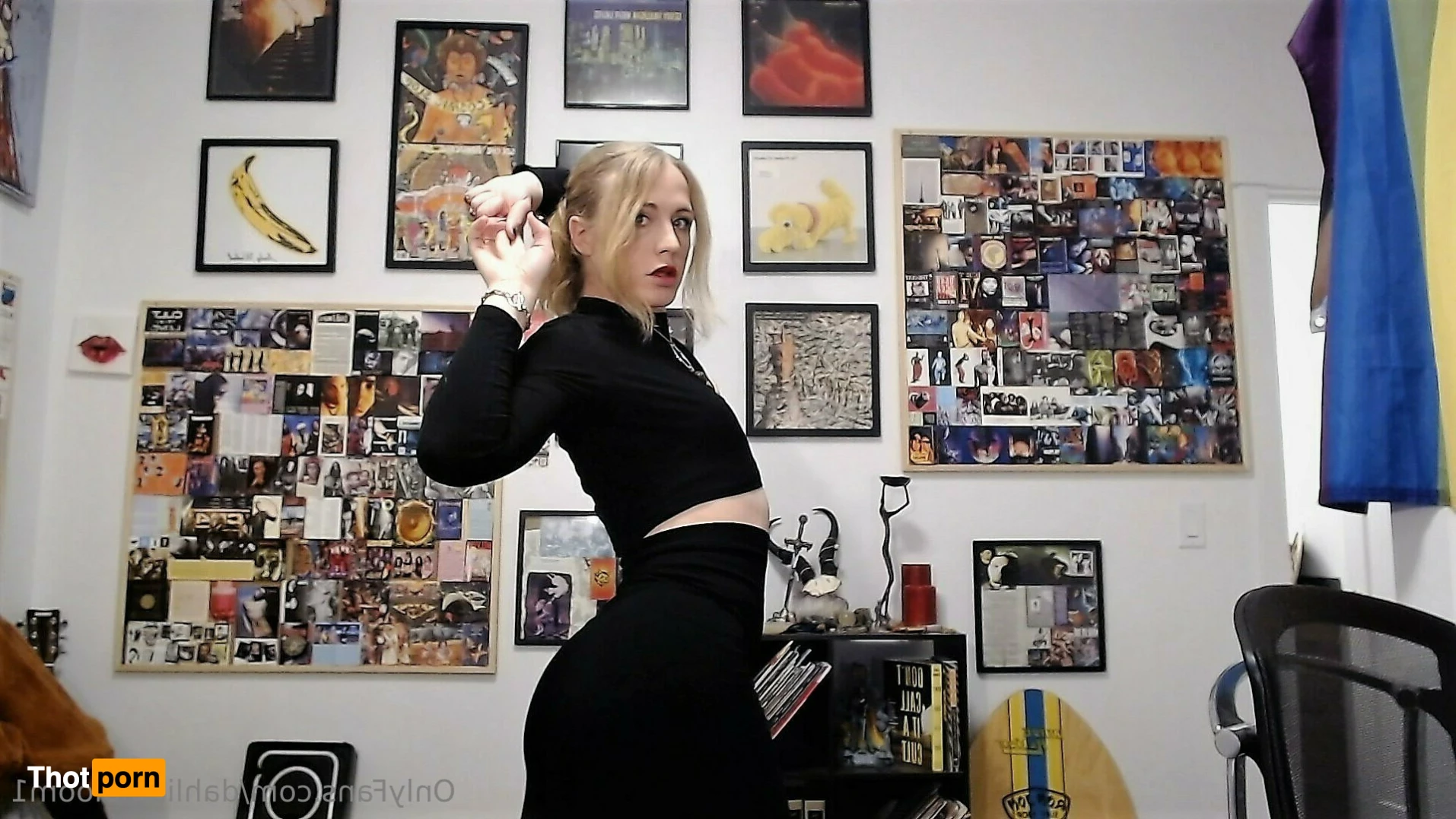 Meddle Blooms 15615682