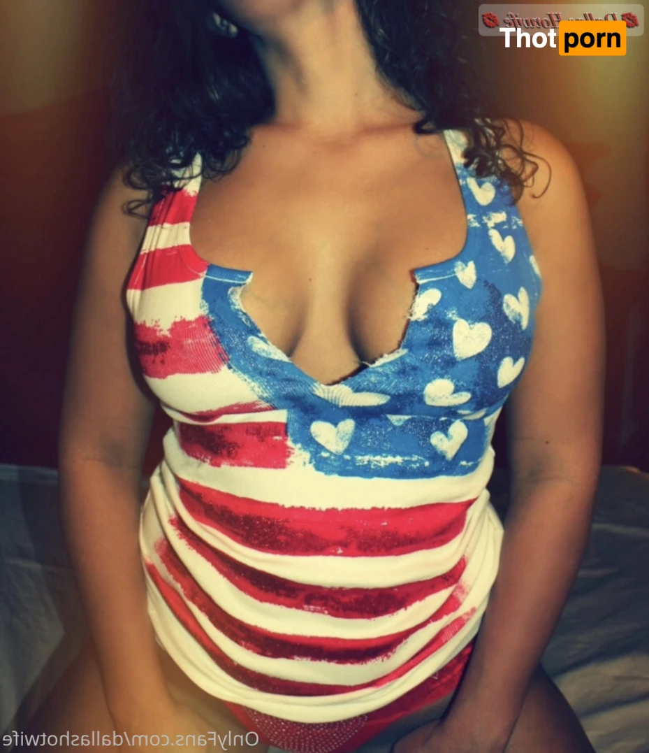 Dallas-Hotwife 15606843