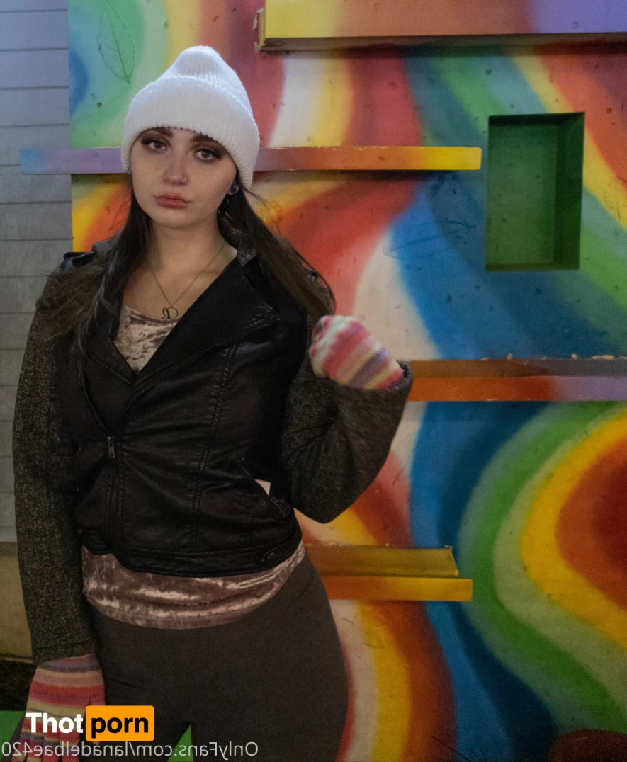 LanaDelBae420 16334577